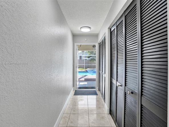 1607 S N St, Lake Worth FL 33460