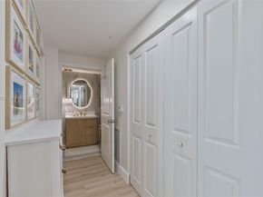 1250 S Miami Ave 2212, Miami FL 33130