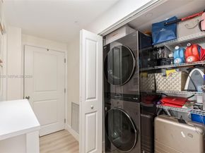 1250 S Miami Ave 2212, Miami FL 33130