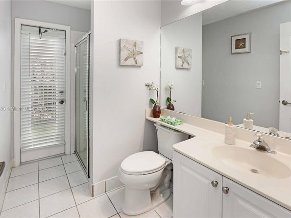 19386 NW 13th St, Pembroke Pines FL 33029