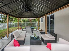 19386 NW 13th St, Pembroke Pines FL 33029