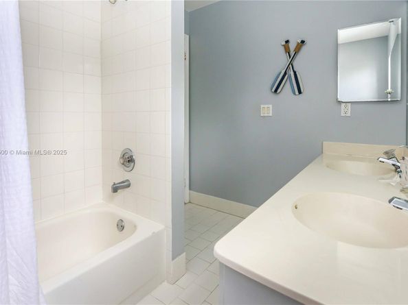 19386 NW 13th St, Pembroke Pines FL 33029