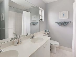 19386 NW 13th St, Pembroke Pines FL 33029