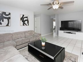 19386 NW 13th St, Pembroke Pines FL 33029
