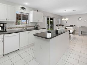 19386 NW 13th St, Pembroke Pines FL 33029