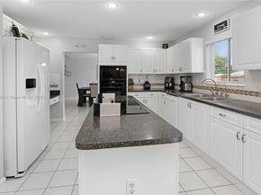 19386 NW 13th St, Pembroke Pines FL 33029