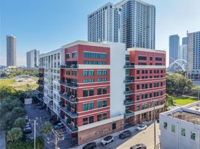 1749 NE Miami Ct 605, Miami FL 33132