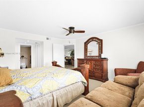 12650 SW 6th St 101K, Pembroke Pines FL 33027