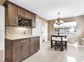 12650 SW 6th St 101K, Pembroke Pines FL 33027
