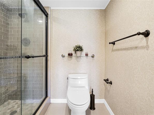12650 SW 6th St 101K, Pembroke Pines FL 33027