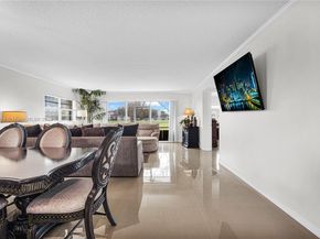 12650 SW 6th St 101K, Pembroke Pines FL 33027