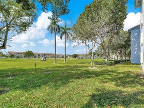 12650 SW 6th St 101K, Pembroke Pines FL 33027