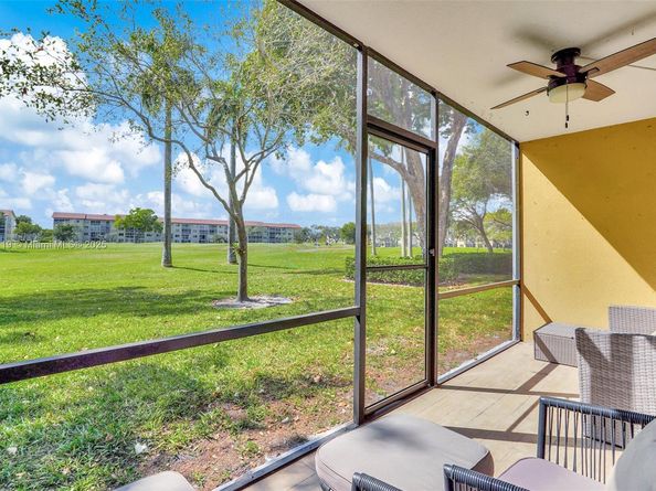 12650 SW 6th St 101K, Pembroke Pines FL 33027