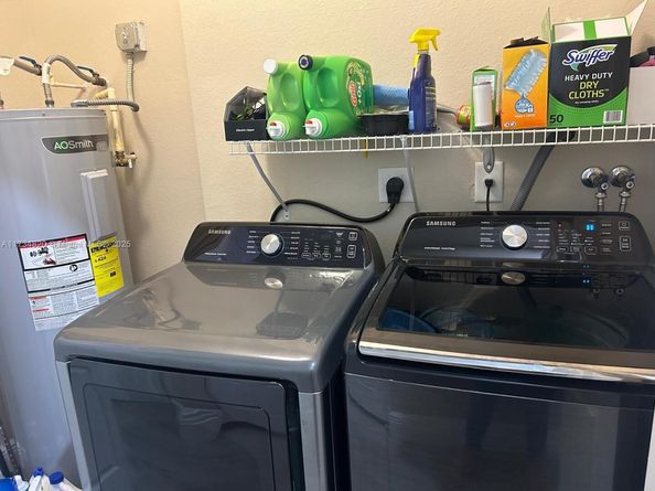 3717 NE 4th St 3717, Homestead FL 33033