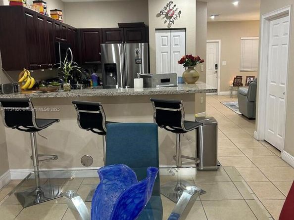 3717 NE 4th St 3717, Homestead FL 33033