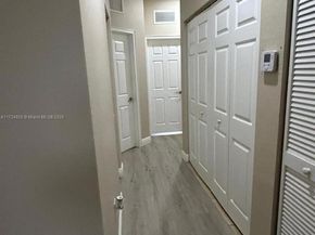 3717 NE 4th St 3717, Homestead FL 33033