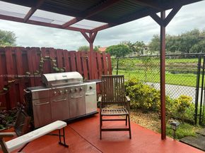 3717 NE 4th St 3717, Homestead FL 33033