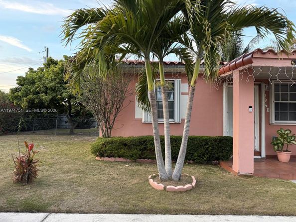 9951 SW 39th Ter, Miami FL 33165