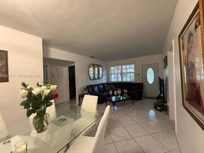 9951 SW 39th Ter, Miami FL 33165