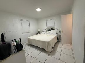 9951 SW 39th Ter, Miami FL 33165