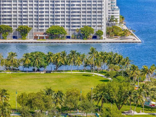 1717 N Bayshore Dr A2638, Miami FL 33132