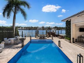 176 S Hibiscus Drive, Miami Beach FL 33139