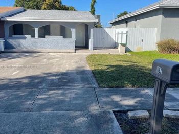 1187 NW 29th Ter