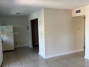 4717 SW 33rd Ave 202, Dania Beach FL 33312