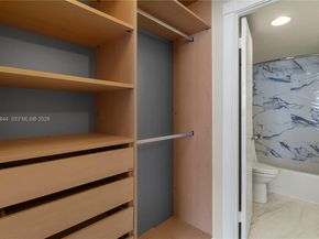 3703 NE 166th St 904, North Miami Beach FL 33160