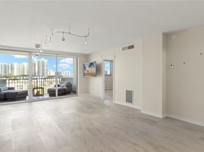 3703 NE 166th St 904, North Miami Beach FL 33160