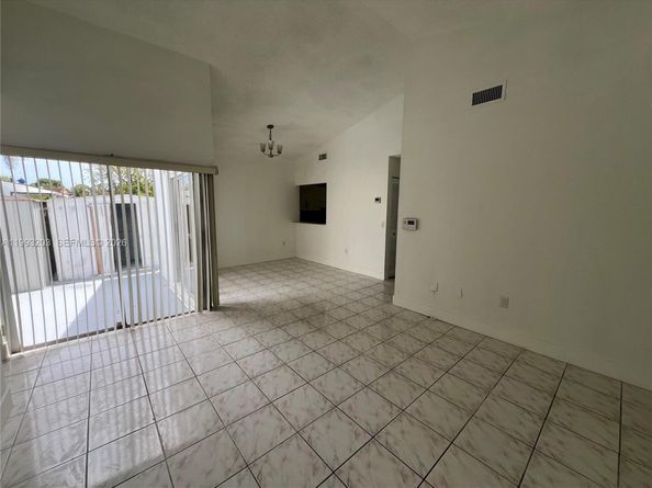 20845 SW 122nd Ct, Miami FL 33177