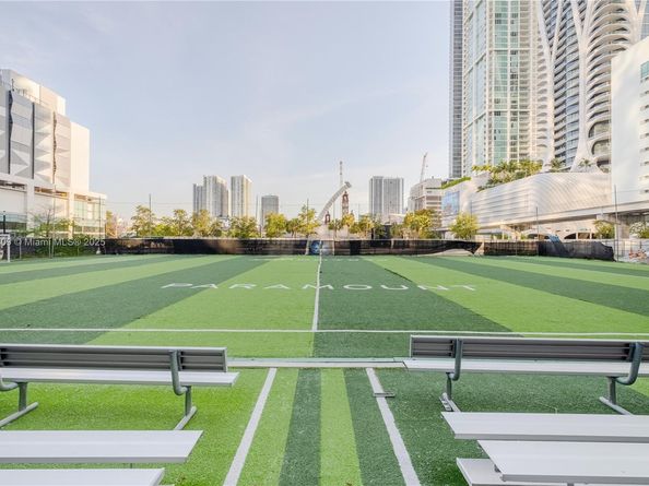 851 NE 1st Ave 3911, Miami FL 33132