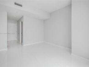 851 NE 1st Ave 3911, Miami FL 33132