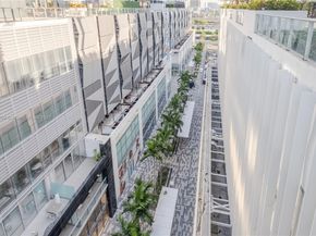 851 NE 1st Ave 3911, Miami FL 33132