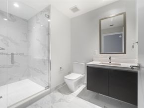 851 NE 1st Ave 3911, Miami FL 33132