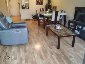 7501 NW 16th St 3207, Plantation FL 33313