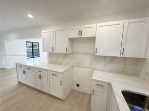 15300 NW 32nd Ave, Miami Gardens FL 33054