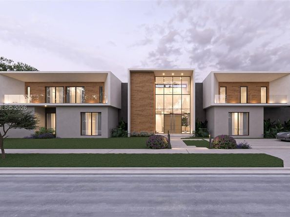 5811 SW 88th St, Pinecrest FL 33156