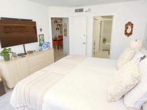 3530 Mystic Pointe Dr 2807, Aventura FL 33180