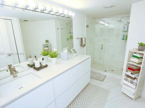 3530 Mystic Pointe Dr 2807, Aventura FL 33180