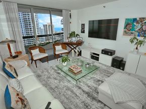 3530 Mystic Pointe Dr 2807, Aventura FL 33180