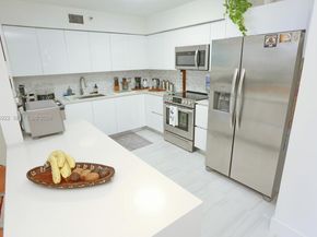 3530 Mystic Pointe Dr 2807, Aventura FL 33180