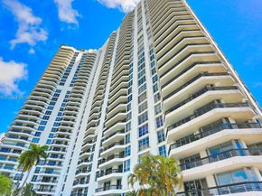 3530 Mystic Pointe Dr 2807, Aventura FL 33180