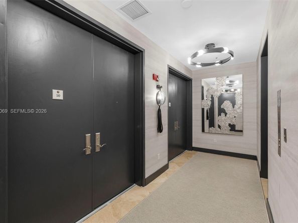 100 S Pointe Dr 510, Miami Beach FL 33139