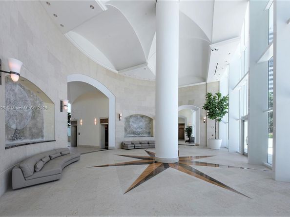1643 Brickell Ave 4102, Miami FL 33129