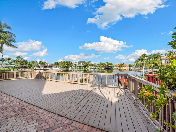 1500 Shoreline Way, Hollywood FL 33019