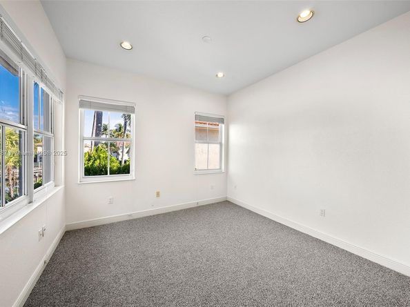 1500 Shoreline Way, Hollywood FL 33019
