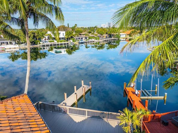 1500 Shoreline Way, Hollywood FL 33019