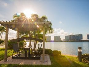 18260 N Bay Rd 516, Sunny Isles Beach FL 33160