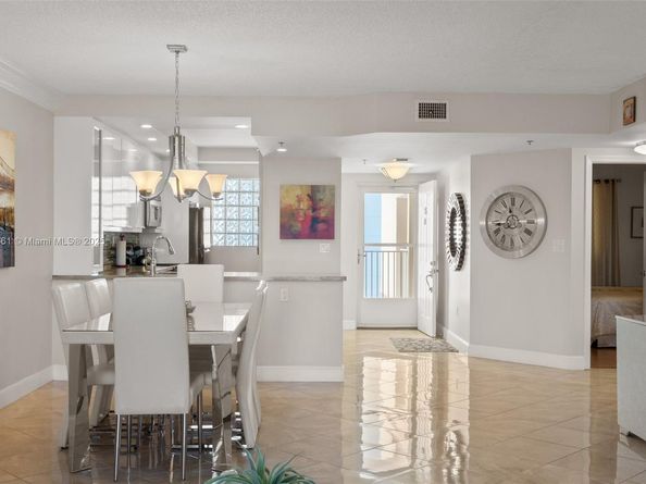 18260 N Bay Rd 516, Sunny Isles Beach FL 33160